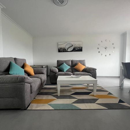 Apartamentos Maria De Lucia-Piso 2º Arou المظهر الخارجي الصورة