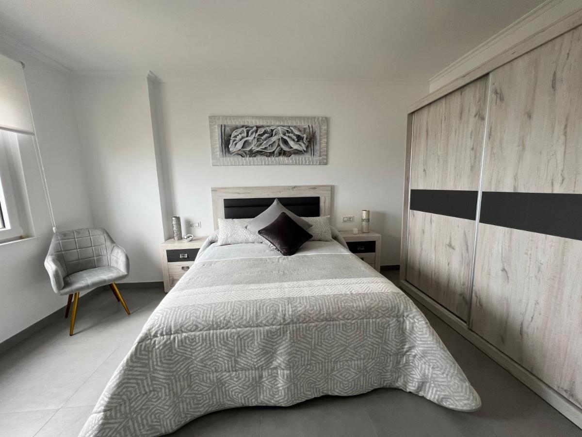 Apartamentos Maria De Lucia-Piso 2º Arou المظهر الخارجي الصورة