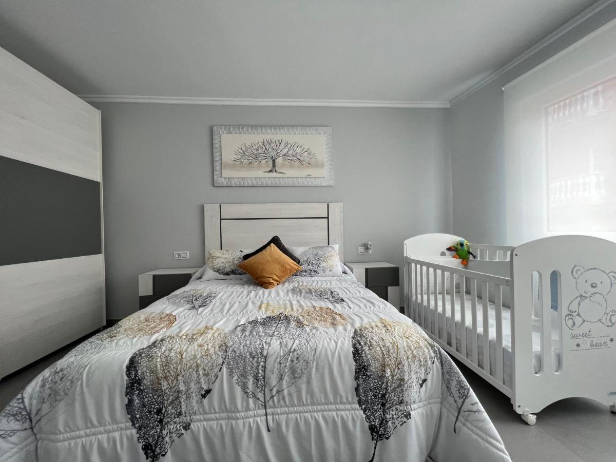 Apartamentos Maria De Lucia-Piso 2º Arou المظهر الخارجي الصورة