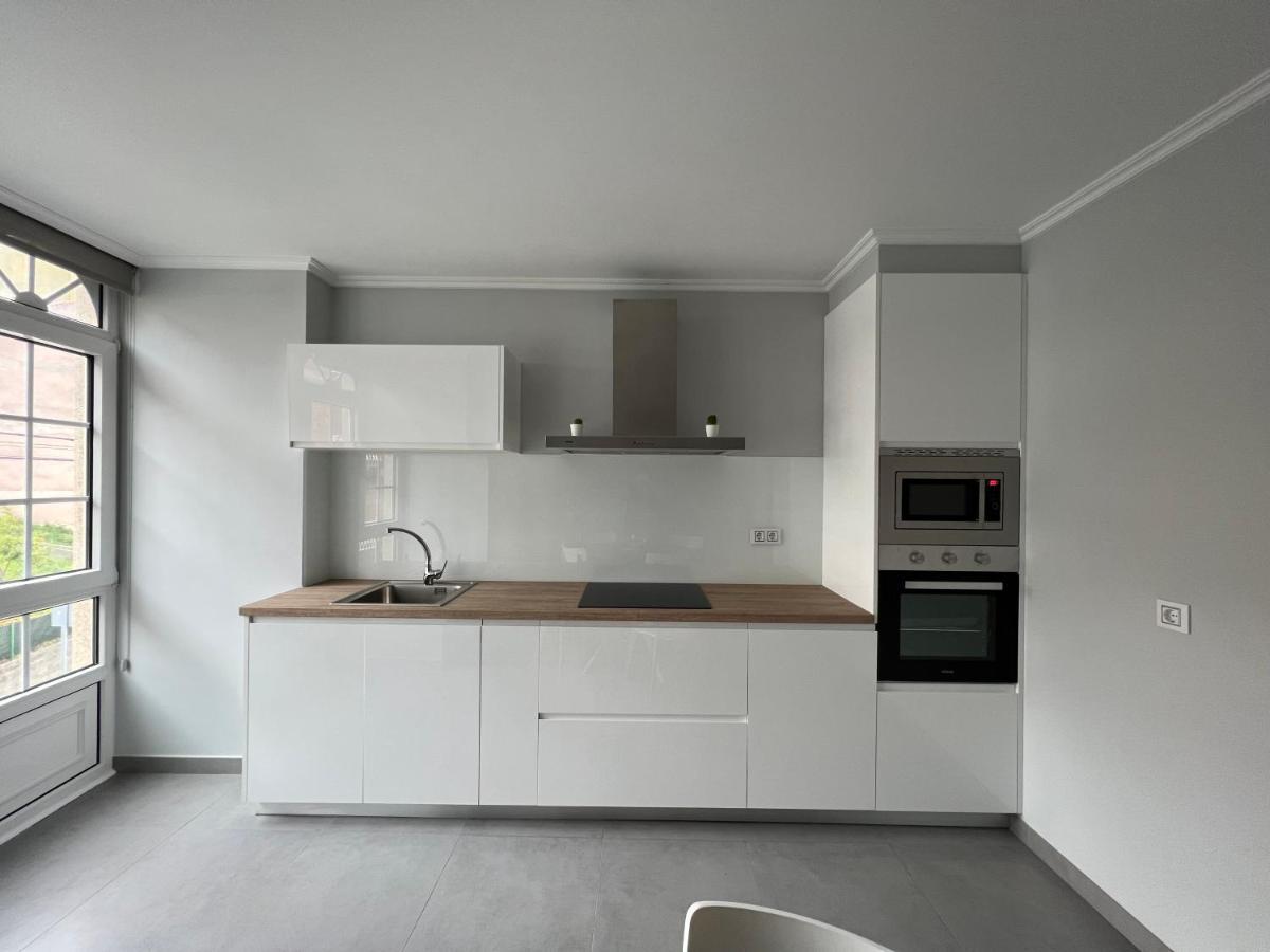 Apartamentos Maria De Lucia-Piso 2º Arou المظهر الخارجي الصورة